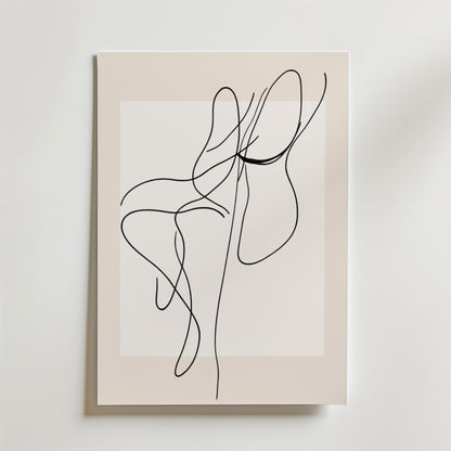 Bozetto Framed Abstract Line Flow Poster har svarta, flytande linjer på en ljusbeige bakgrund med en vit fyrkantig mittpunkt, tryckt på premiumpapper och FSC-certifierad för en elegant och miljövänlig finish.