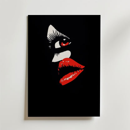 Postern Red Gaze Poster från Bozetto är en minimalistisk konstprint som visar ett stiliserat ansikte med ett vitt öga och röda läppar på svart, vilket skapar en stark kontrast. Postern är tryckt på premiumpapper och passar perfekt för modern inredning.