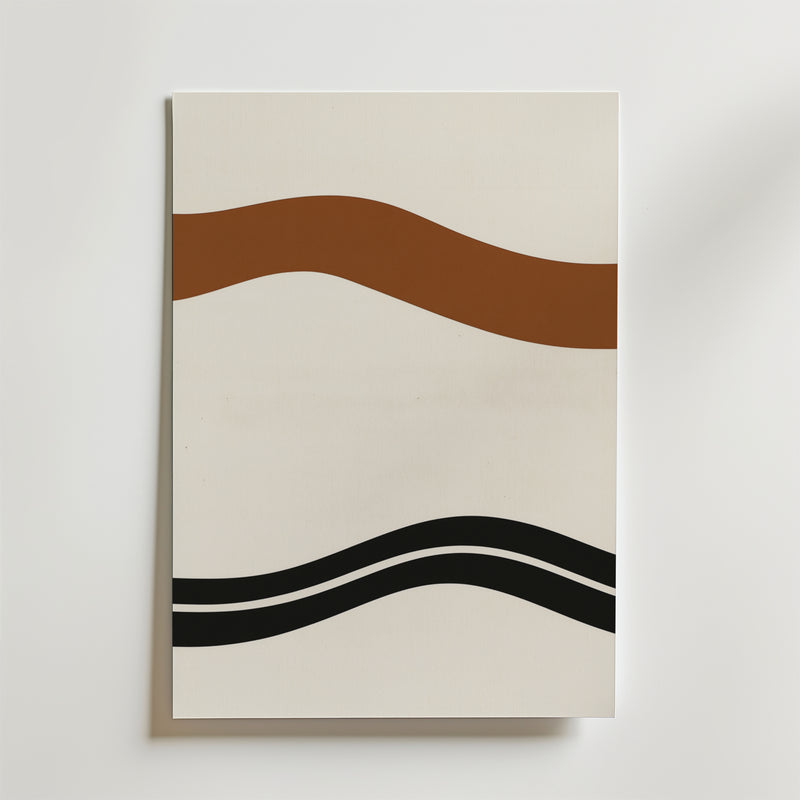 Boho Rhythm Poster by Bozetto har en beige bakgrund med en tjock brun vågig linje upptill och två tunna svarta vågiga linjer nedtill, tryckt på premiumpapper för bohemisk konst.