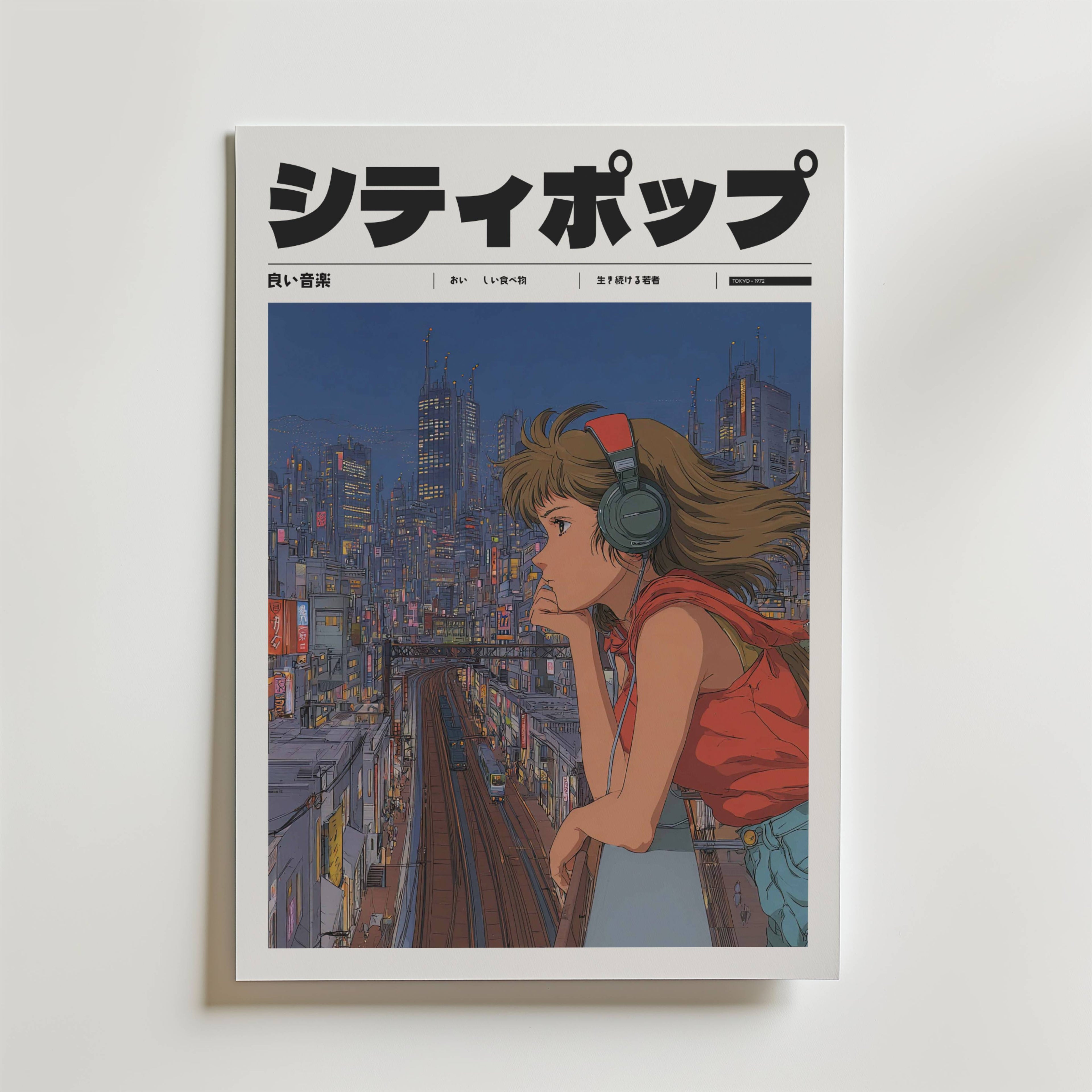 Skyline Melody Poster av Bozetto visar en ung kvinna med hörlurar på en balkong med utsikt över en livlig, neonupplyst stad på natten. Japansk text och den feta titeln シティポップ (City Pop) högst upp förstärker dess retroaffischstil.