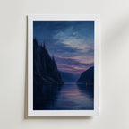 Twilight Fjord Poster – modern konst och stilren konsttryck för hemmet hos Bozetto