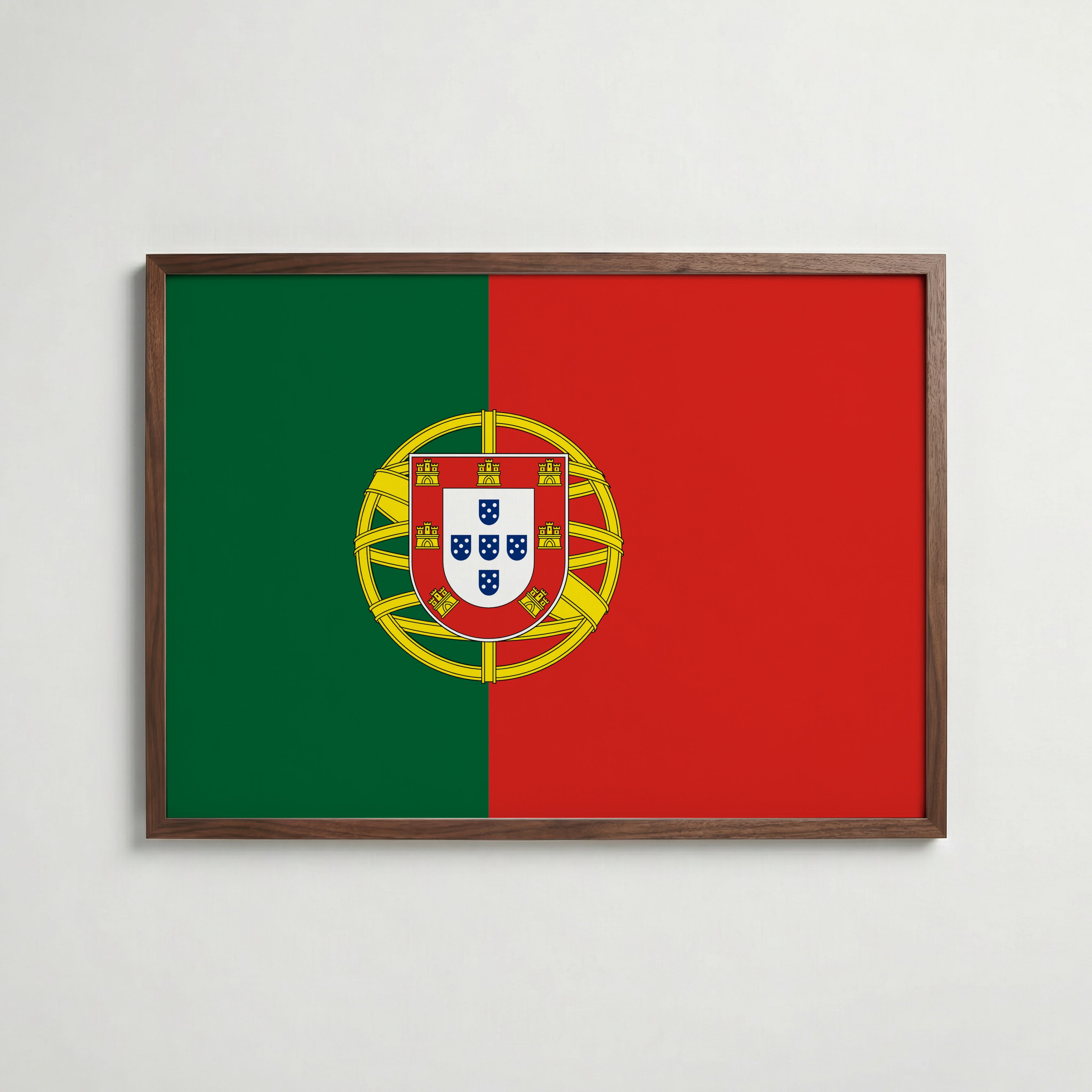 Portugal National Flag Poster i valnötsram – varm konstaffisch för hemmet från Bozetto