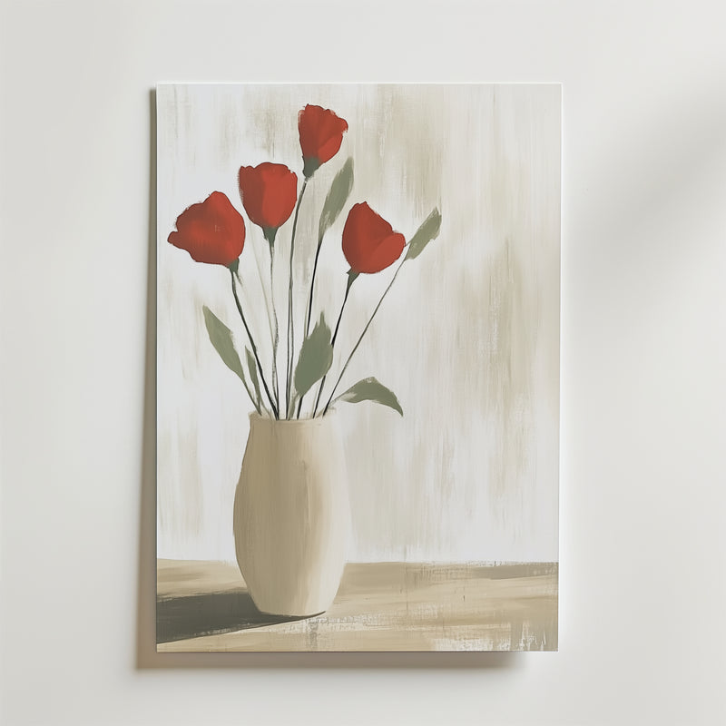 Bozetto Red Roses In Vase Poster föreställer en beige vas med fem röda blommor och gröna blad på en texturerad ljus bakgrund, tryckt på premiumpapper för en lyxigt matt yta - perfekt för elegant inredning.