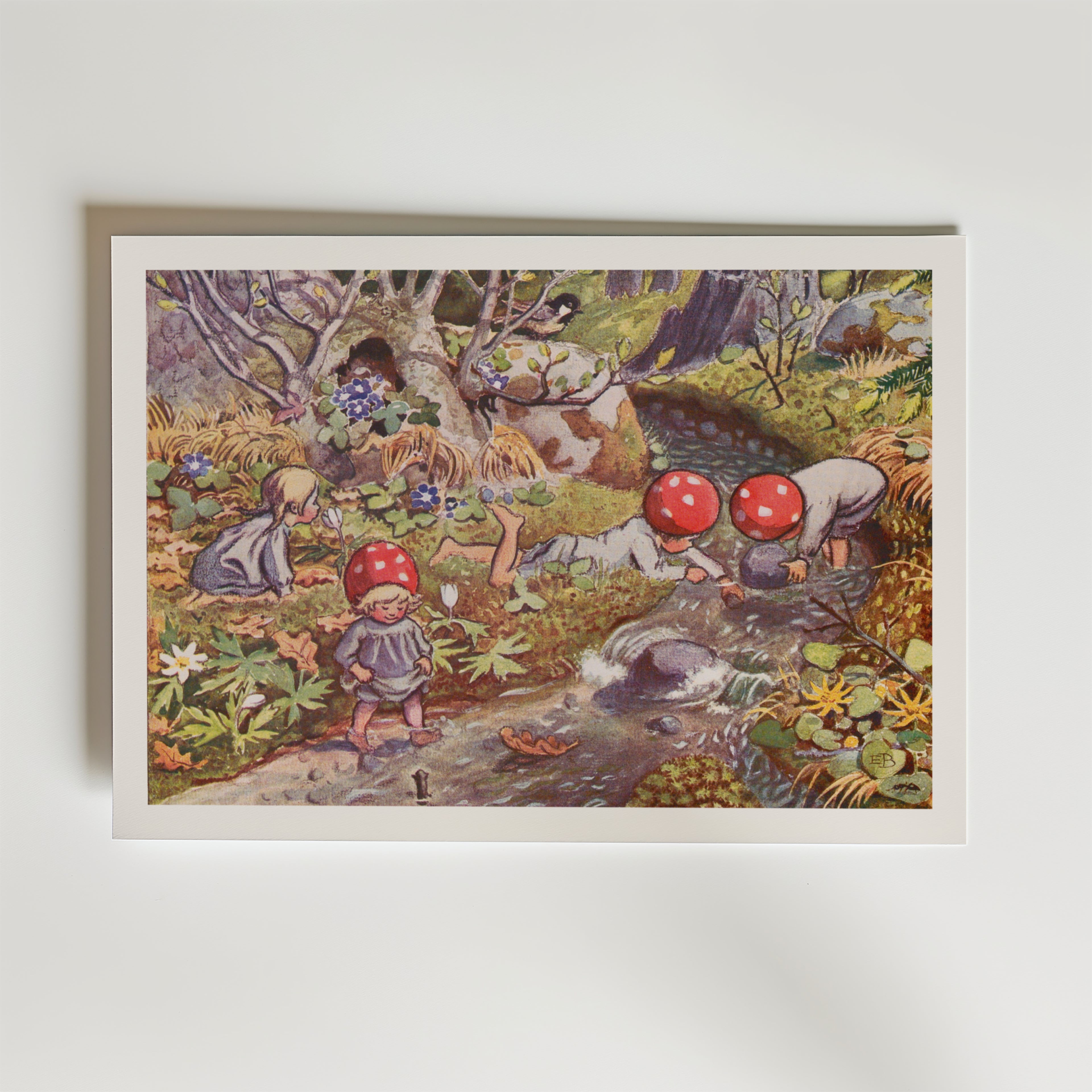 Elsa Beskow Tomtebobarnen vid Skogsbäcken Poster – En sagolik illustration från Elsa Beskows klassiska berättelse om Tomtebob