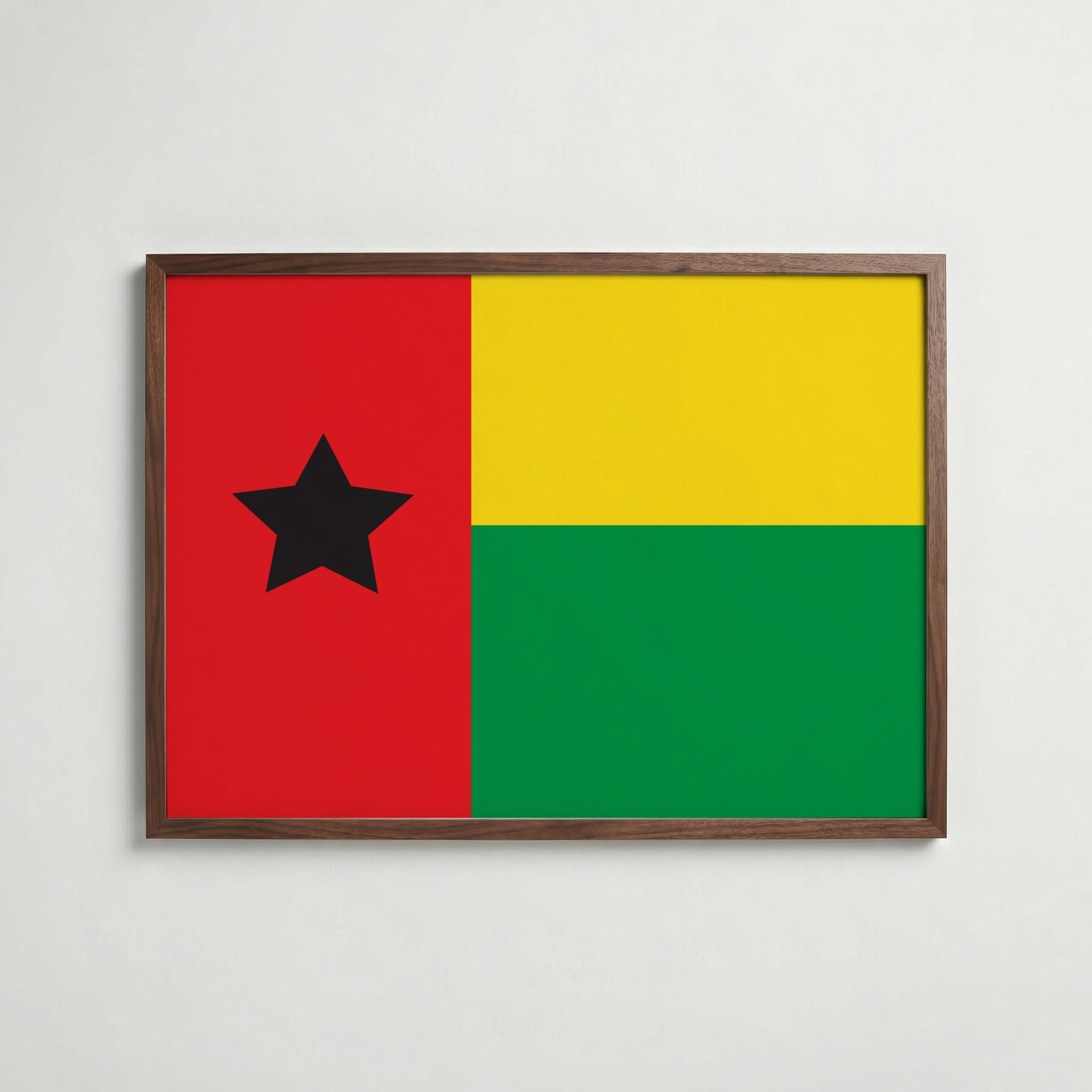 Guinea-Bissau National Flag Poster i valnötsram – varm konstaffisch för hemmet från Bozetto