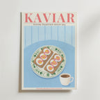 Kaviar Knäckebröd och Ägg Poster – En stilren och humoristisk poster inspirerad av en älskad svensk vardagsfavorit.