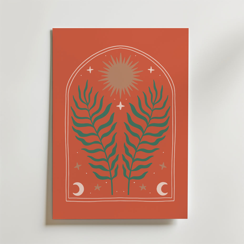 Bozetto Cosmic Ferns Poster visar två gröna bladväxter med himmelska motiv - sol, stjärnor och halvmånar - på en terrakottabakgrund, allt inom en välvd fönsterram för en minimalistisk, kosmiskinspirerad look.
