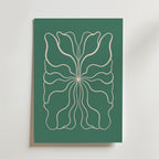 Inner Current Poster av Bozetto visar minimalistiska, organiska former med flödande vita linjer som liknar kronblad eller vingar, som strålar ut över en mörkgrön bakgrund.