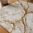 Un Ami Kintsugi – närbild på papper