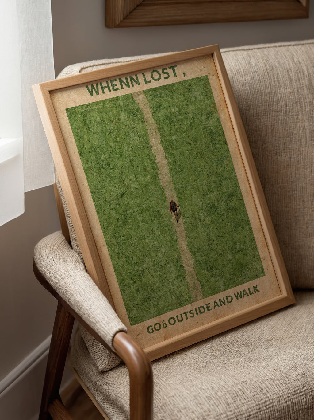 When Lost Walk Poster med valnötsram