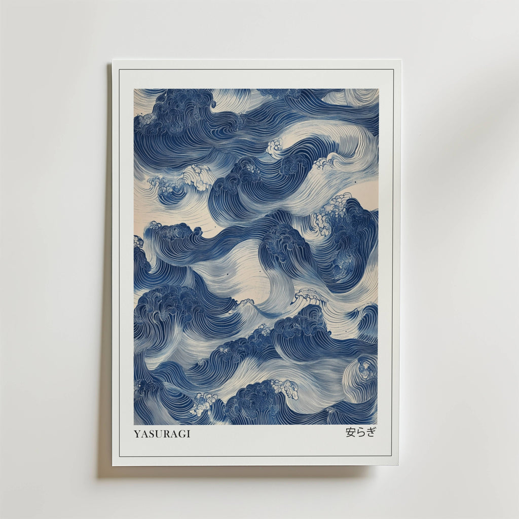 Bozetto Yasuragi Poster föreställer stiliserade blå vågor i en traditionell japansk ukiyo-e design, med "YASURAGI" och japanska tecken längst ner, vilket ger en känsla av visuell meditation på vilken vit vägg som helst.