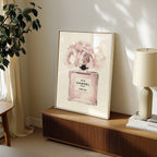 Chanel Bloom poster i inramad miljö – Bozetto