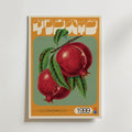 Crimson Orchard Poster – retro granatäppelmotiv i närbild, tryckt i Sverige