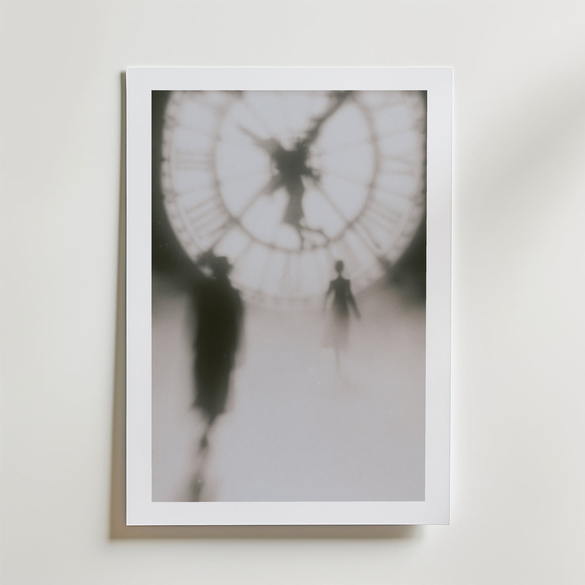 Inside The Clock Poster – med passepartout