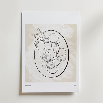 Oval Garden Poster by Bozetto har en minimalistisk grafisk konst med svarta linjer av citrusfrukter och blad i en oval på en beige texturerad bakgrund, komplett med en bred vit kant - perfekt för naturmotiv-fans.