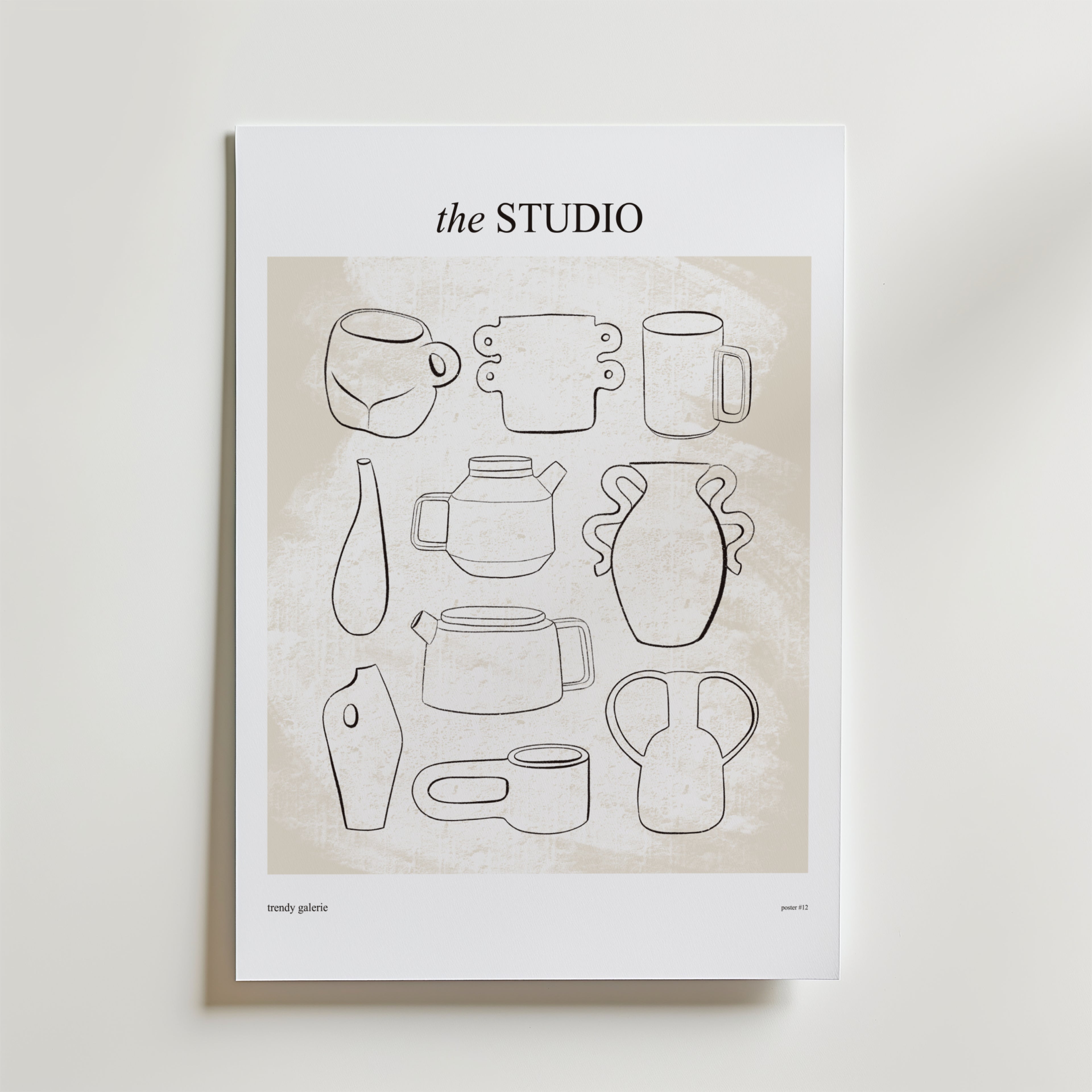 Vessels And Vision Poster by Bozetto visar minimalistisk line art av abstrakta keramiska vaser och muggar, elegant arrangerade på en texturerad neutral bakgrund.